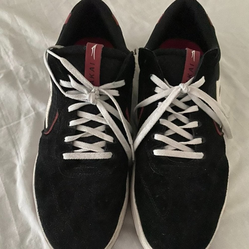 Lakai Atlantic Black / Red Vincent Alvarez Skate Shoes